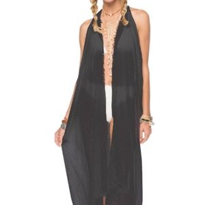 Pool to Party Free Spirit Vest in Four Way Fray